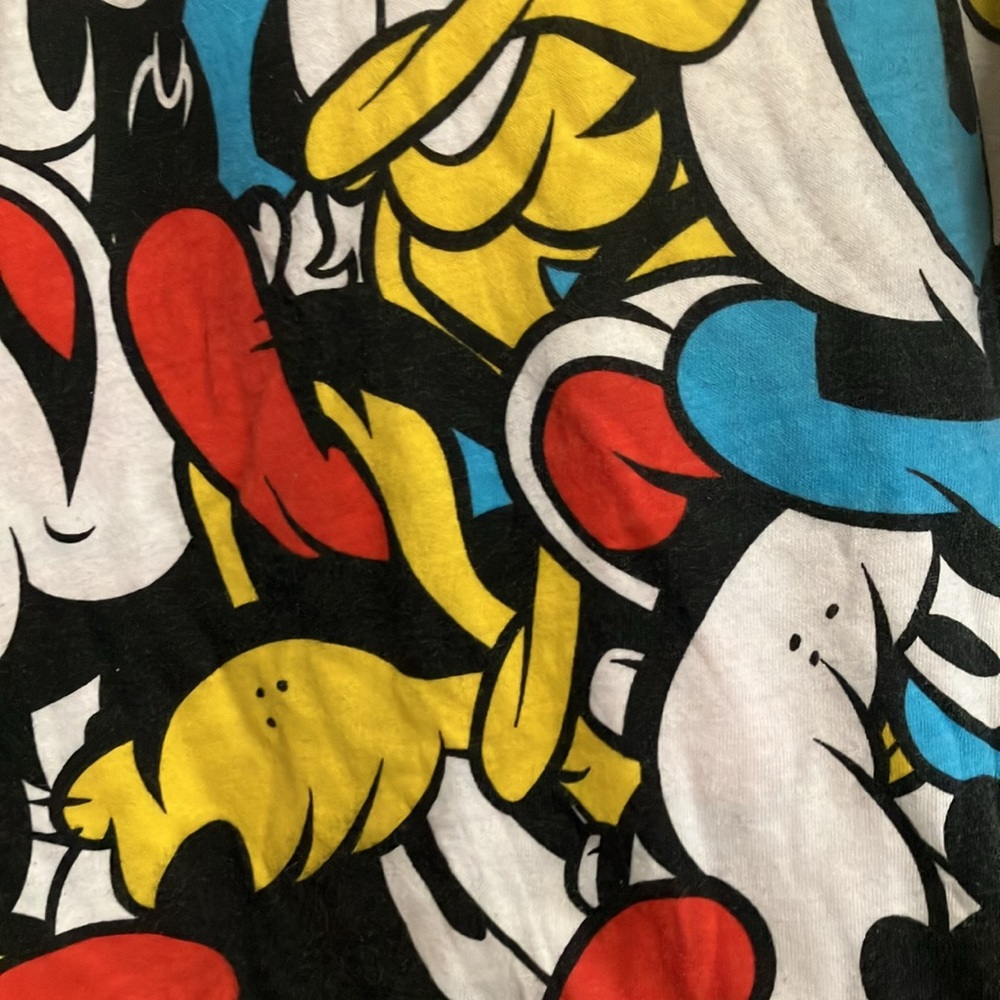 FINAL MARKDOWN Junior Disney tee xs - Picture 2 of 3